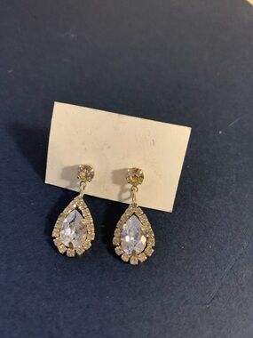 Crystal Teardrop Silver-Tone Drop Earrings - Elegant Women's Jewelry
